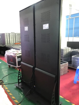 P1.875 P2 P2.5 Led แบบพกพาหน้าจอแสดงผลโปสเตอร์ดิจิทัลโฆษณาในร่ม