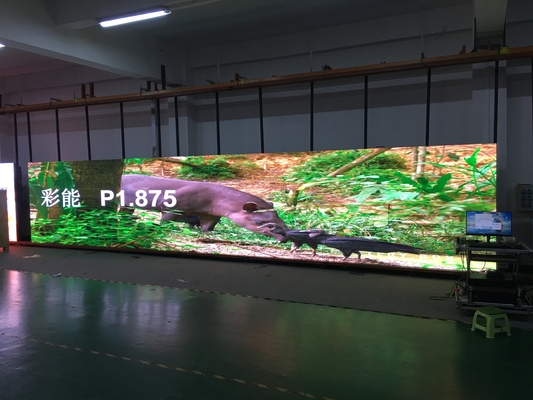 กำแพงวิดีโอ LED ในร่มแบบเต็มสี P1.25 P1.875 P2.5 หน้าจอแสดงผล LED HD